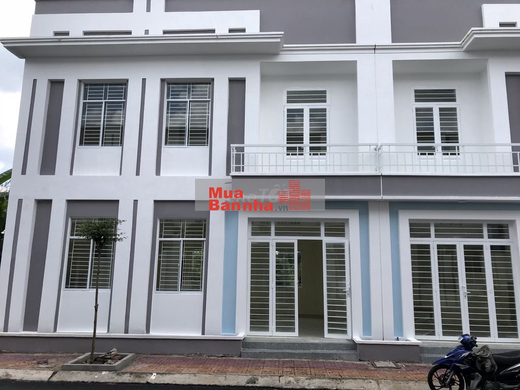 Nhà Phố Mặt Tiền Rộng 9m