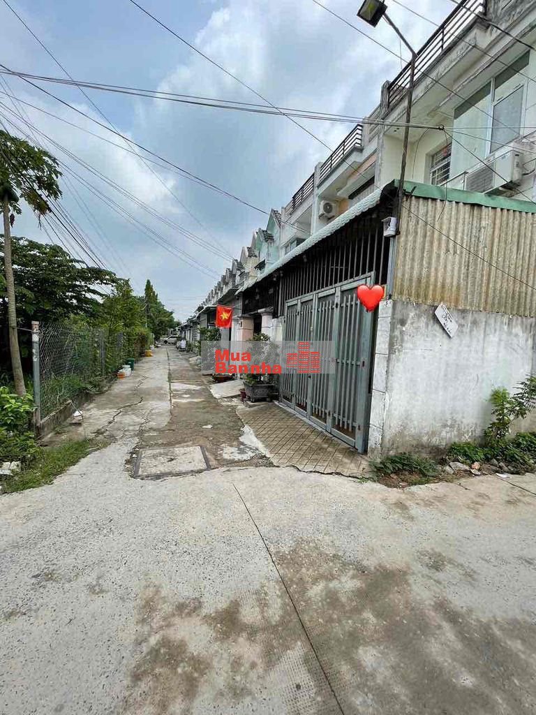 Cần bán nhà đường Đoàn Nguyễn Tuấn  4m*24m. Chỉ 2,350 tỷ TL.SHR