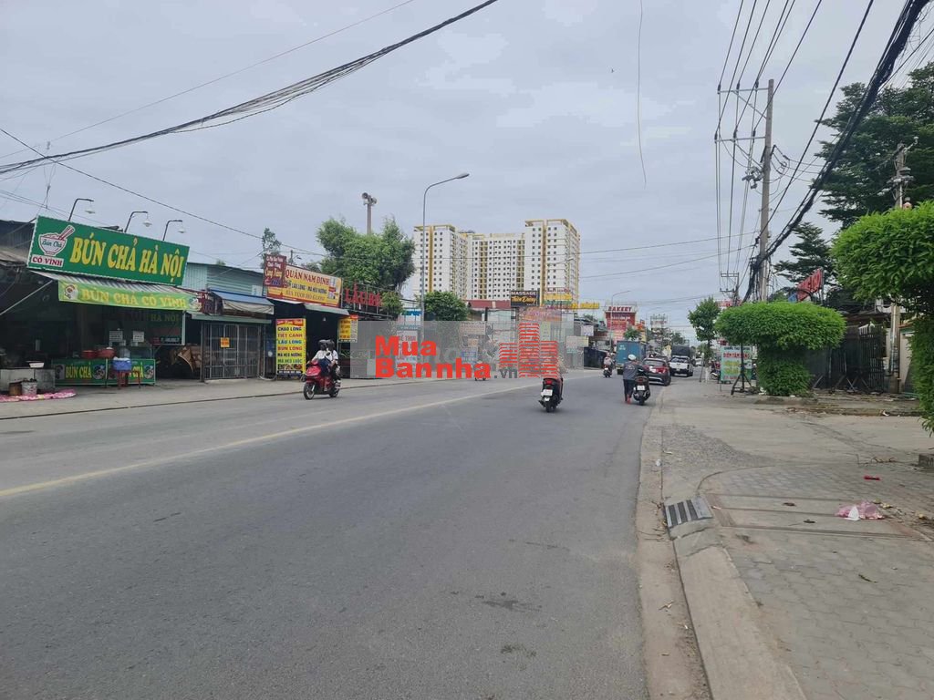 Cần bán nhanh Giảm 5T ,Mặt Tiền KD vị trí đẹp , 450m2 ,Ngang 8m