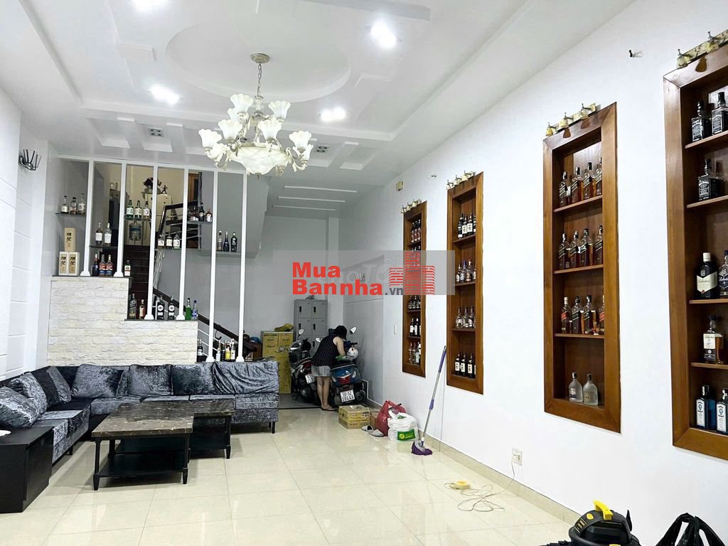 CHDV GIÁ RẺ GIÁP Q.1 – 6 TẦNG BTCT – DÒNG TIỀN 40TR/THÁNG – CHỈ 15 TỶ