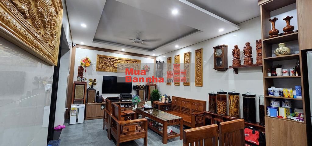 ĐẸP! Bán nhà phố Thành Công, ba gác đỗ cửa, dân xây chắc chắn 38m2*5T