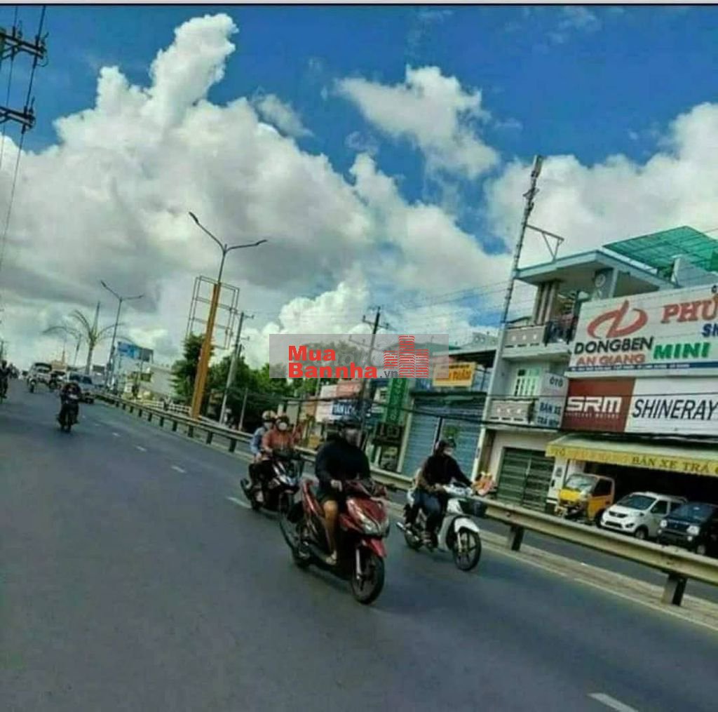 NHÀ MẶT TIỀN CẦN BÁN