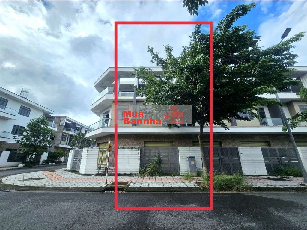 Bán nhà thô 1 trệt 2 lầu trục chính F5 đường to KDC Bửu Long 3