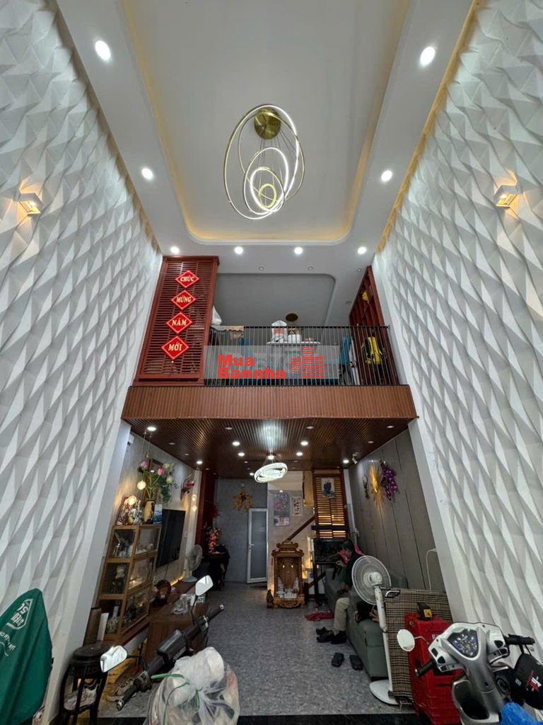 Mặt tiền kinh doanh gần Nguyễn Oanh - Lê Đức Thọ , nhà 5 tầng