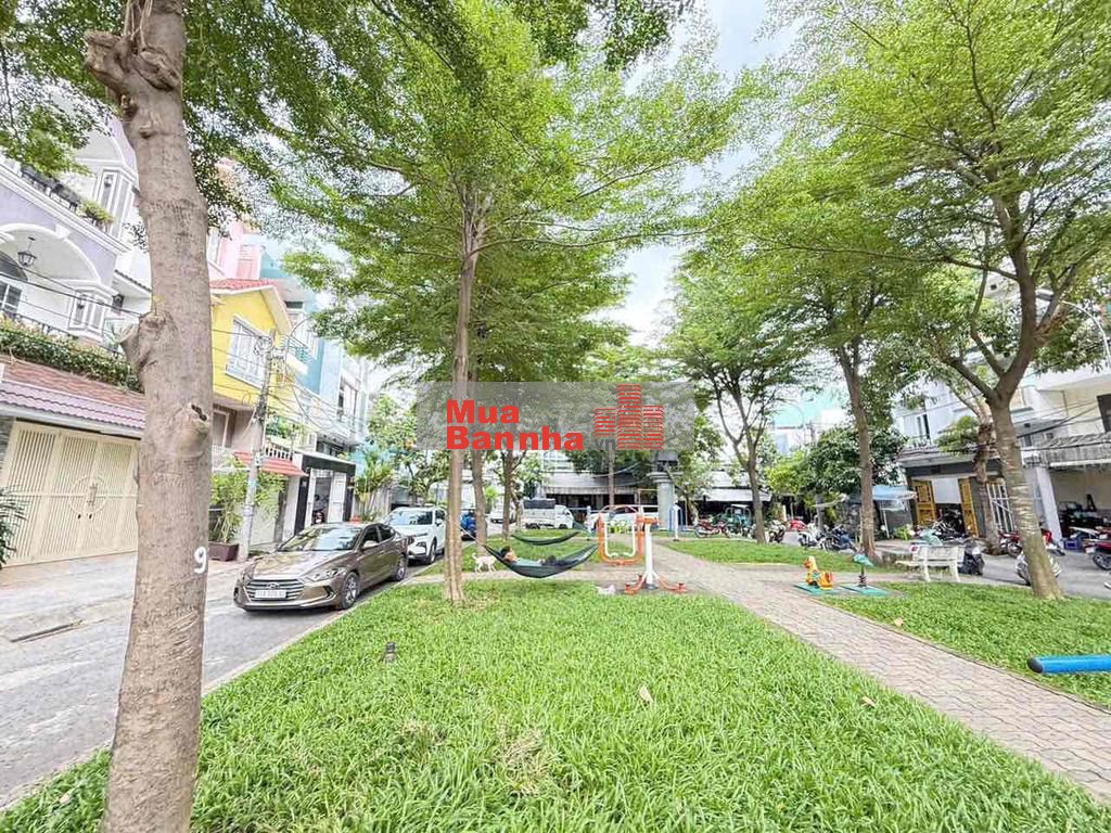 BÁN NHÀ 5x20m MẶT TIỀN ĐƯỜNG SỐ ĐỐI DIỆN CÔNG VIÊN KẾ BÊN PMH