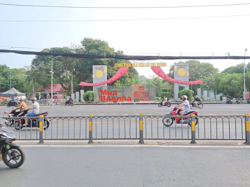 NHÀ NGAY GA METRO LÊ THỊ RIÊNG- GẦN 60M2- NGANG 3.5m, 2PN,SỔ VUÔNG A4