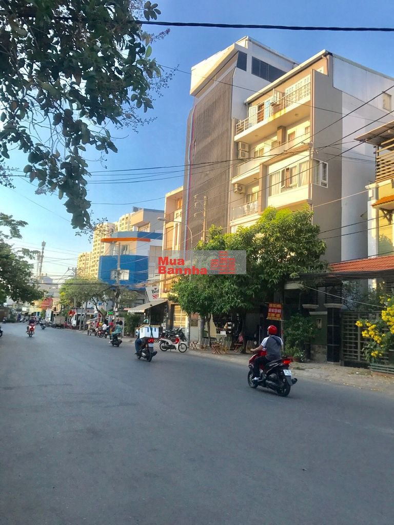 Bán nhà 1 trệt 3 lầu đường Trần Xuân Soạn p Tân Hưng quận 7