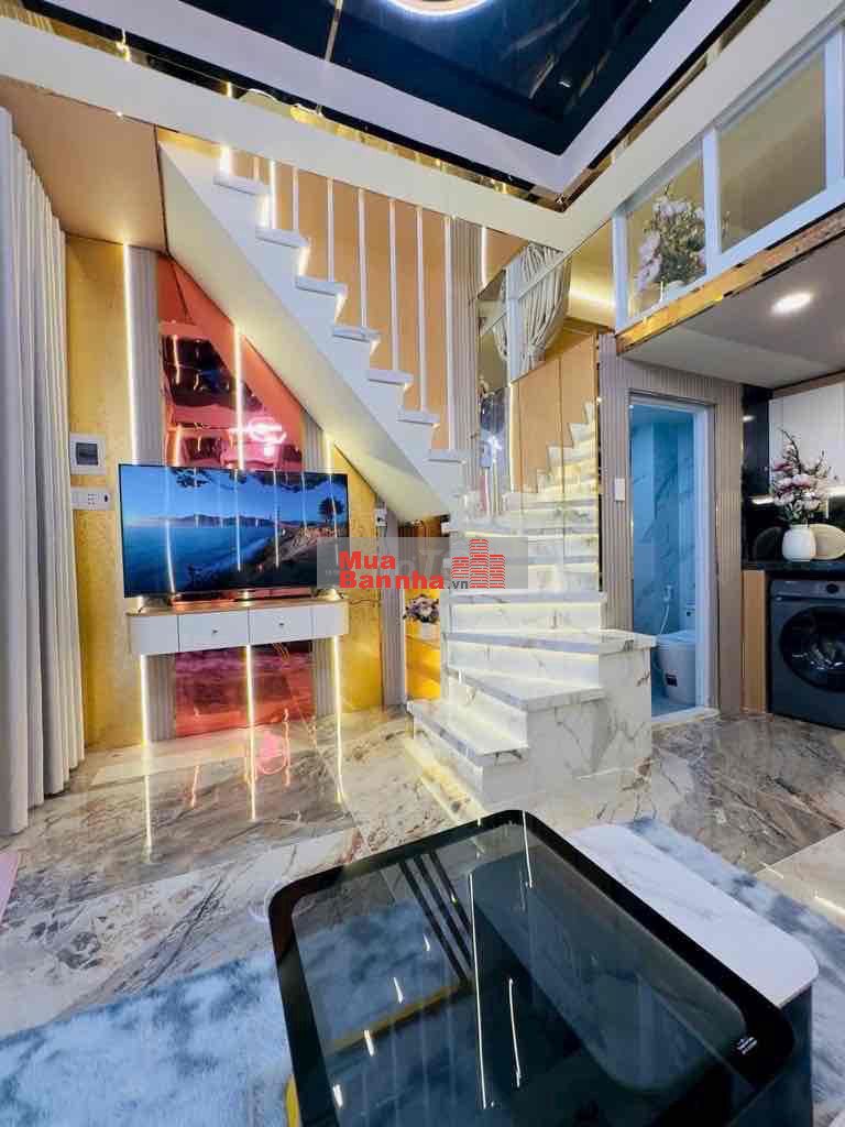 - Siêu phẩm có 1 ko 2 không có căn thứ 2 để so sánh