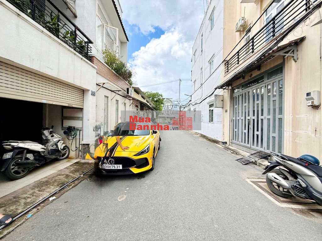 BÁN NHÀ MẶT TIỀN KINH DOANH BUÔN BÁN TX33