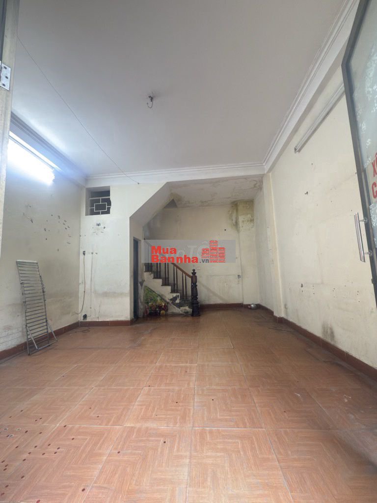 Nguyễn Khang - Ô Tô Vào Nhà - Kinh doanh - Sát Phố - 4 Tầng 9.6 Tỷ