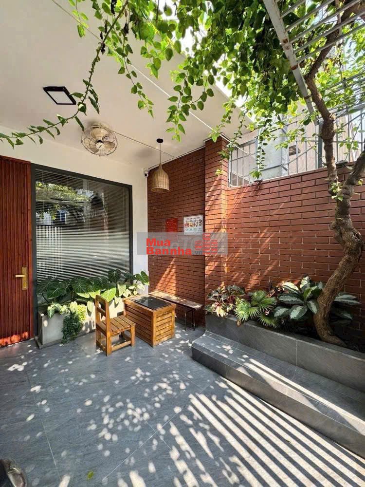 BÁN NHÀ SÁT NGUYỄN VĂN THOẠI CÁCH BIỂN MỸ KHÊ 250M - DÒNG TIỀN 15TR