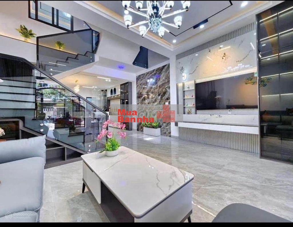 Khó tìm! Thái Hà, 3 gác, gần oto, nhà thoáng sáng mới đẹp ở ngay