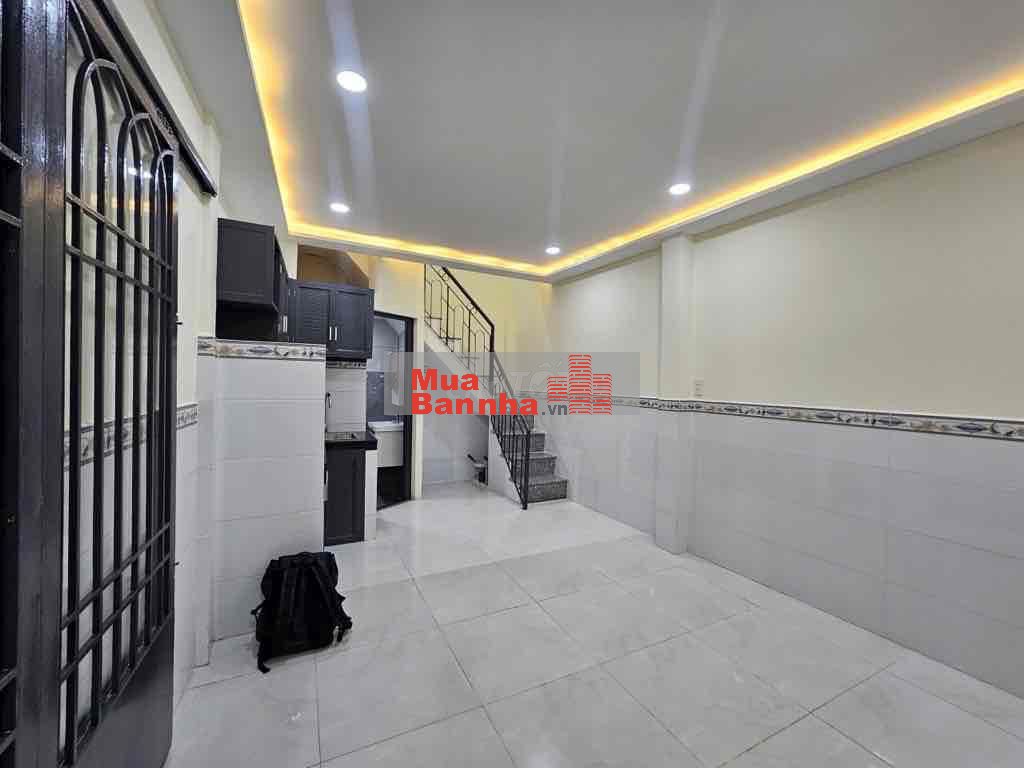 🔥 CHỈ HƠN 2 TỶ – NHÀ ĐẸP 2 TẦNG - QUẬN 6 - NGAY VÒNG XOAY PHÚ LÂM