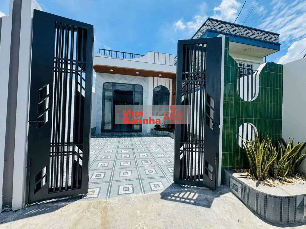 Chính chủ cần tiền bán gấp nhà mới xây