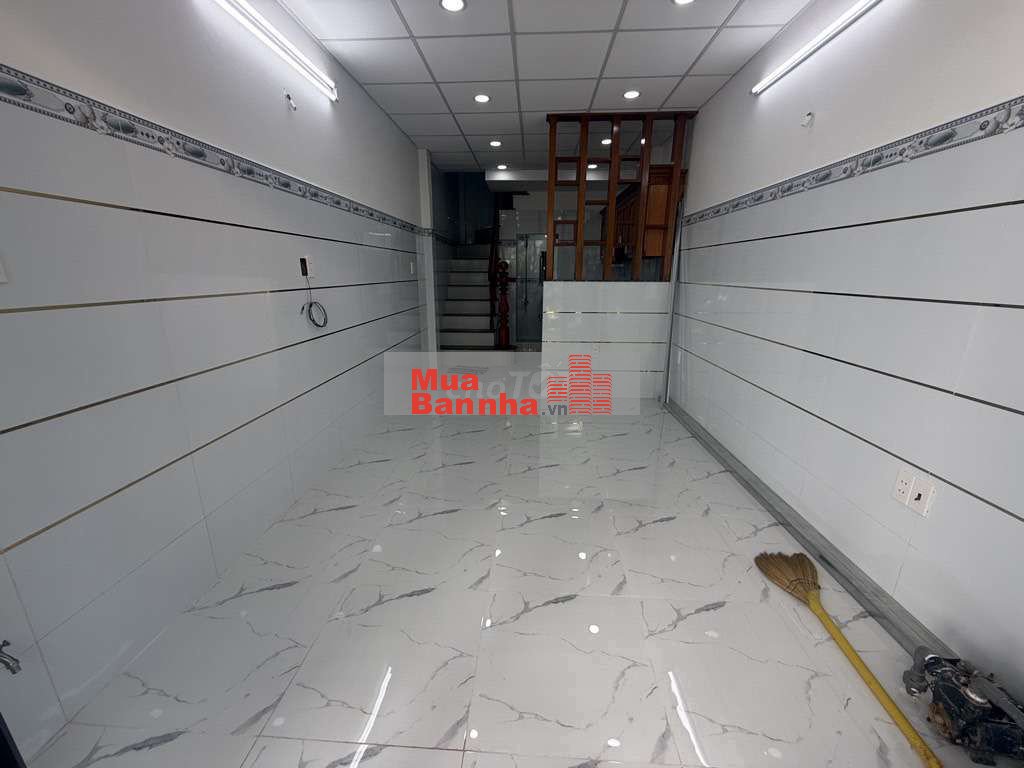 SIÊU PHẨM - 3.4 TỶ - CHỢ BÌNH TRỊ ĐÔNG-2 TẦNG- PHÁP LÝ CHUẨN