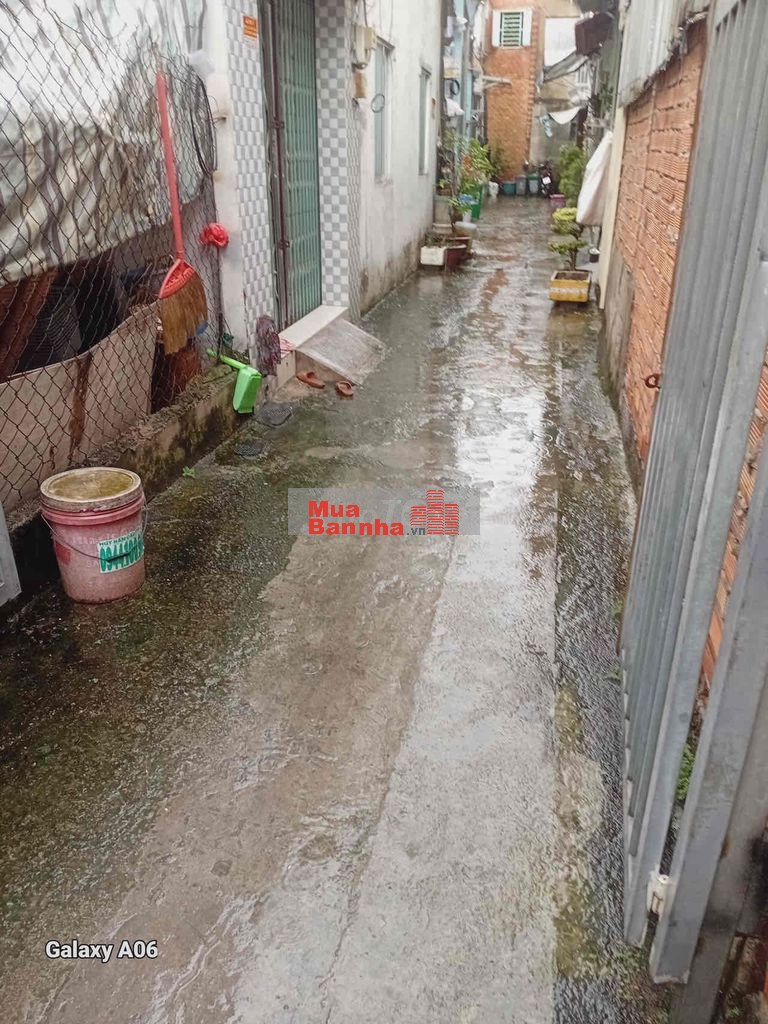 Cần bán nhà 1 sẹt ngay nhã tư bà điểm hóc môn