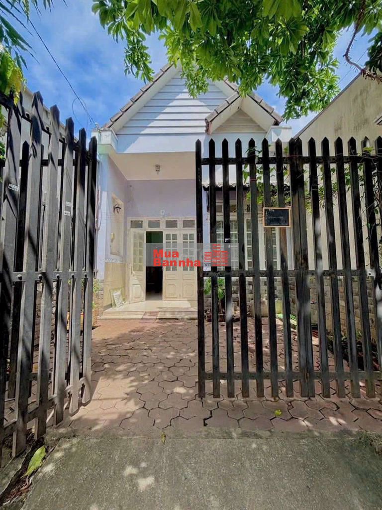 Nhà sổ riêg thổ cư đường xe tải ngay trường THCS Tân Phong