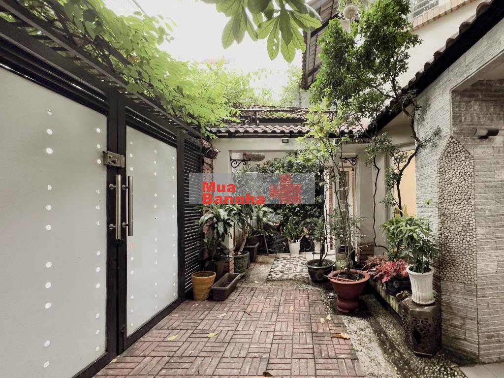 Bán nhà 1/ hẻm ôtô thông, chủ KTS xây ở sân vườn chill mát thoáng gió