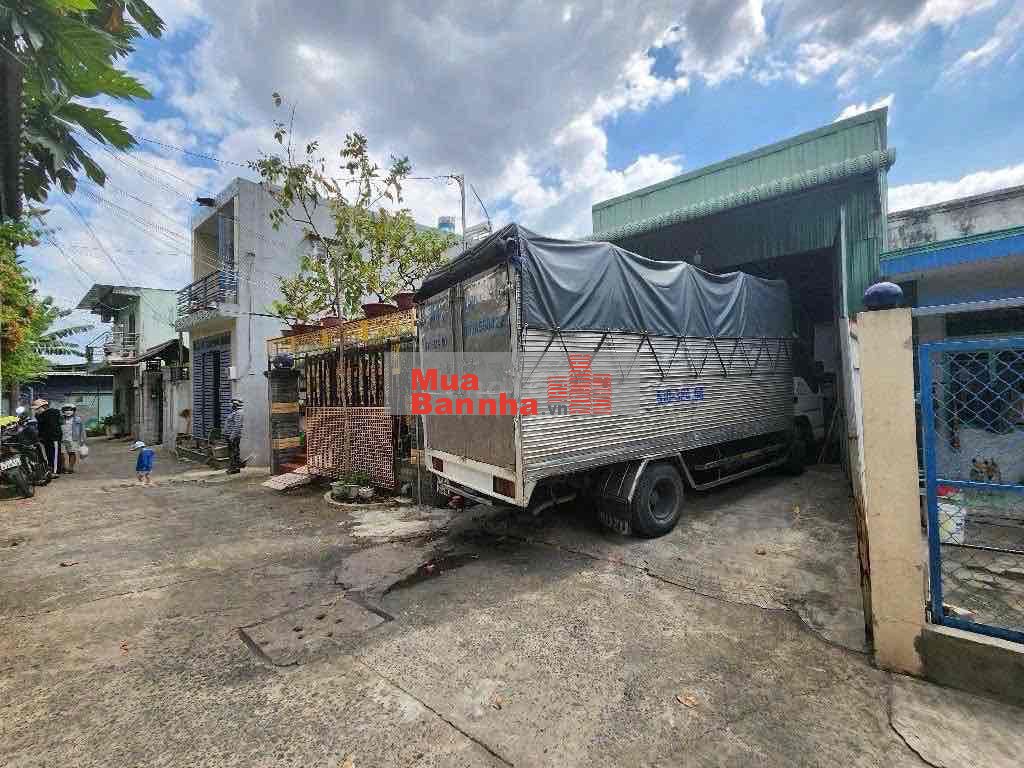 BÁN NHÀ C4 DIỆN TÍCH 95 M2 💥 ĐƯỜNG XE TẢi 🔥 GẦN CHỢ NÔNG SẢN THỦ ĐỨC