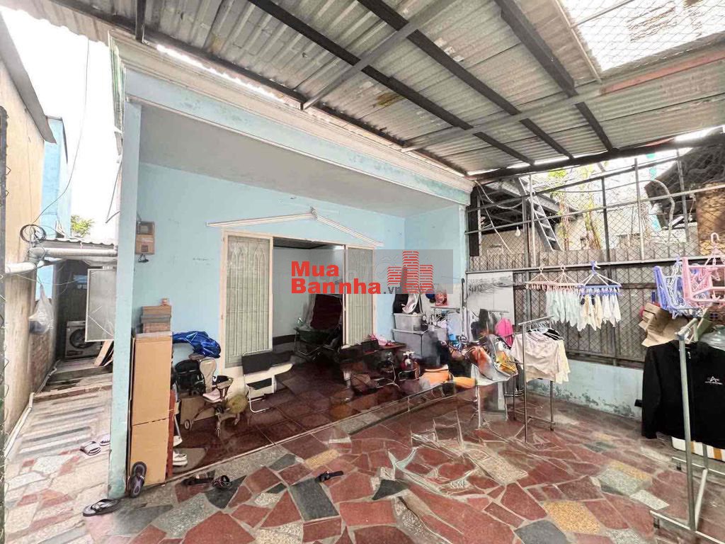 Nhà 90m2 Hẻm Xe Tải Sổ Riêng Không Quy Hoạch Giá 6.3 Tỷ