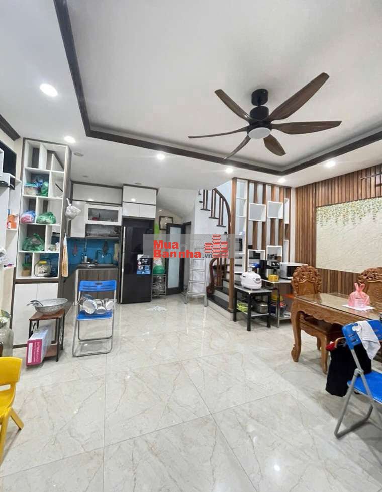 BÁN NHÀ NGÕ PHỐ THÁI HÀ DT 40M ' 6 TẦNG