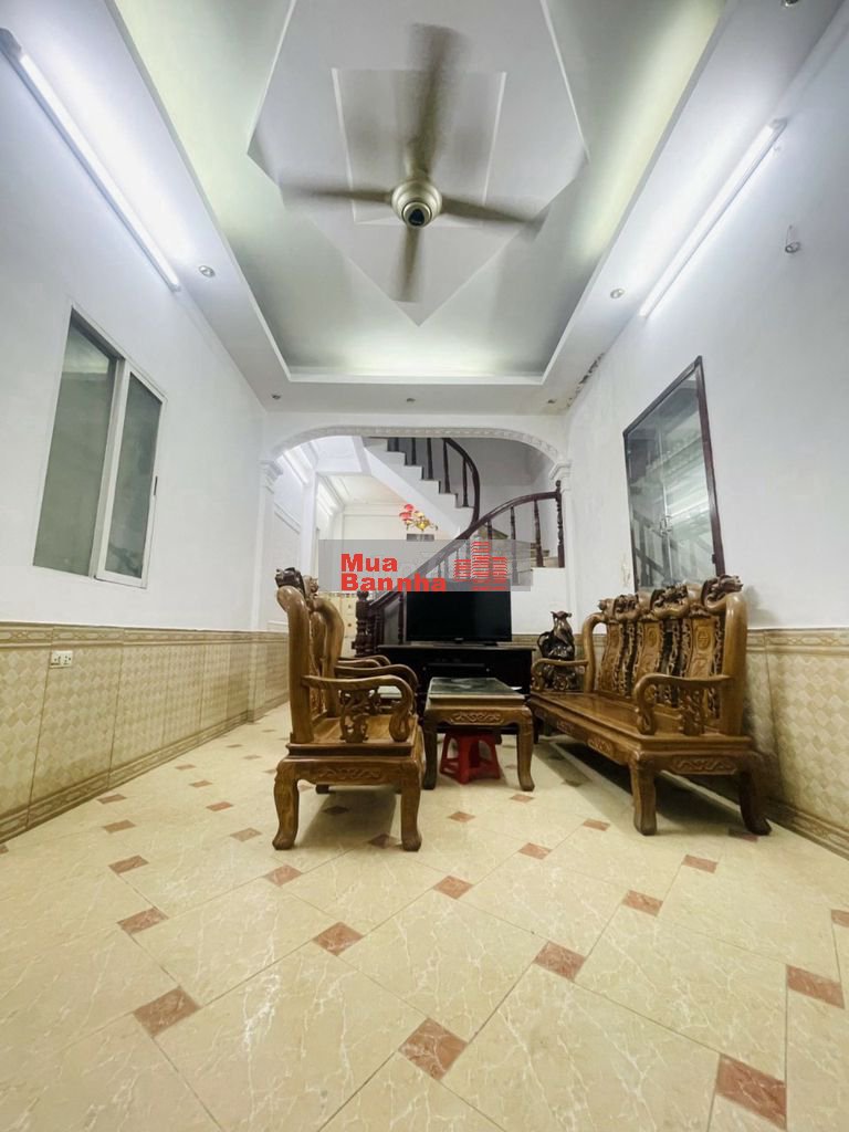 Nhà Hà Đông 1 phút ra Mêlinh Plaza 12,6 tỷ, 75m2, MT 6,5m, 2 thoáng.