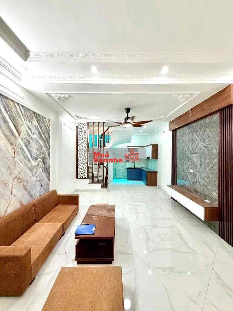 Trương Định - Giáp Bát oto đỗ cửa, thông kinh doanh, mặt Tiền 4.5m