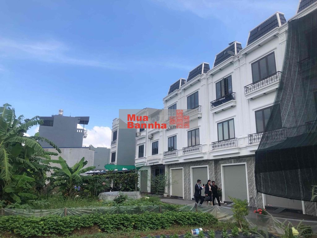 Nhà 3 tầng HXH 5m tổ 7 Thị Trấn An Dương giá chỉ 1,95 tỷ đồng