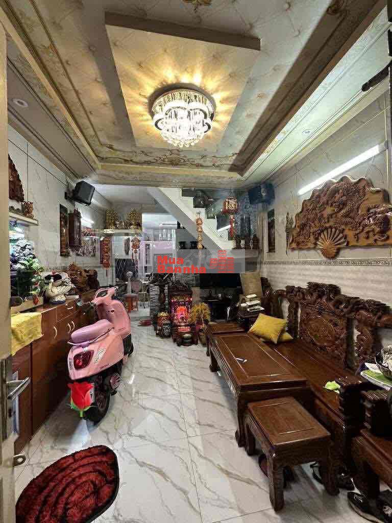 Nhà mới 3 tầng, 4pn, Hậu Giang, cạnh cv Bình Phú, quận 6, chỉ 4.2 tỷ