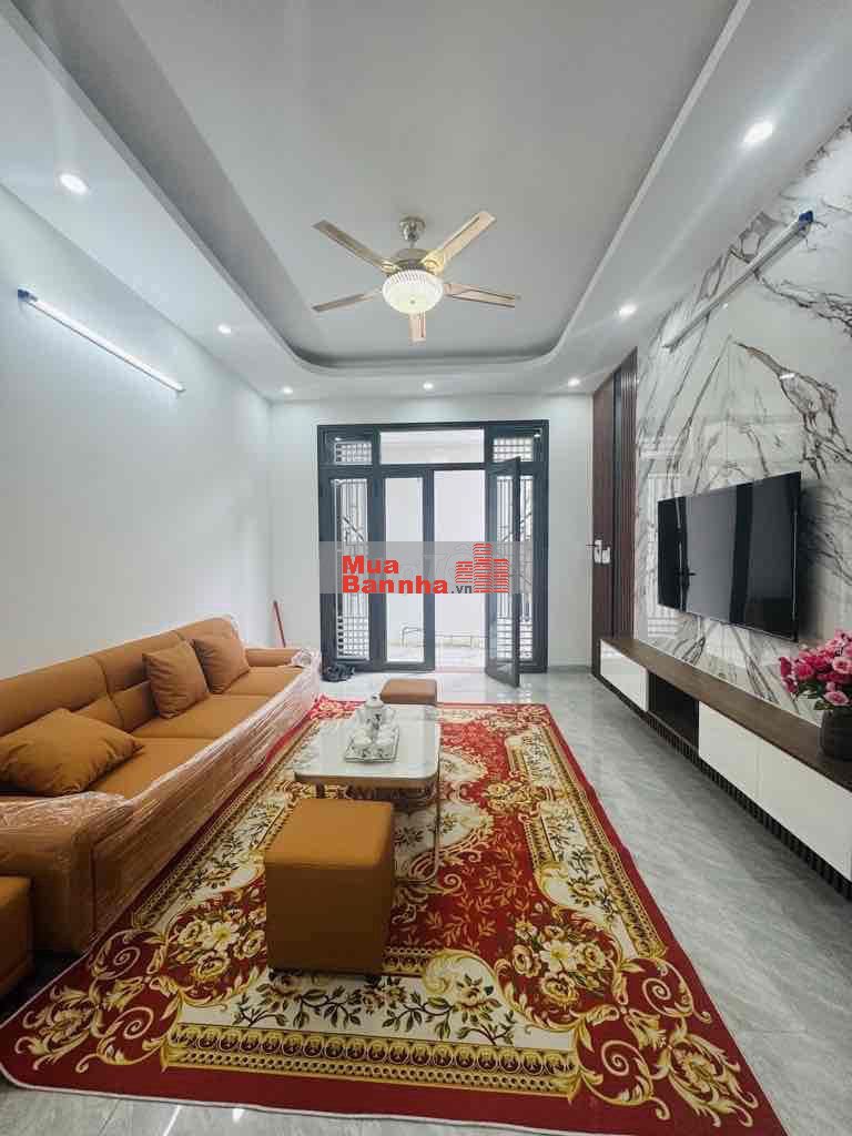 Căn này giúp bạn tiết kiệm 20 phút đi làm mỗi ngày vì ngay gần cầu