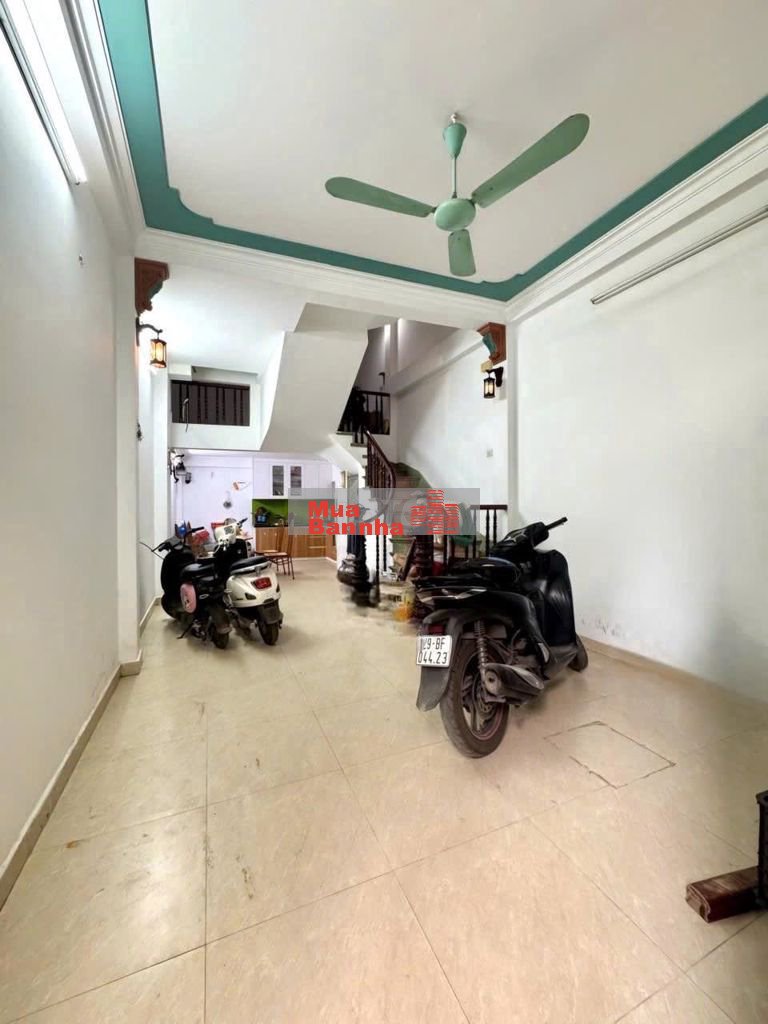 Nhà đẹp Đông Thiên 41m², 4 tầng kiên cố, ô tô đỗ cổng 🚗