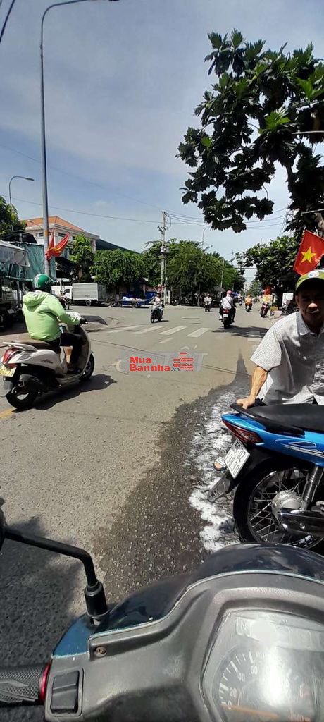 Nhà bán gấp, mặt tiền gần dương quang đông, 4,3×15,3, 4tam, 14,7 tỷ