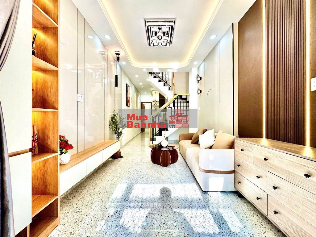 SIÊU HIẾM NHÀ MẶT TIỀN 2 MẶT TRƯỚC SAU SÁT PHẠM VĂN ĐỒNG-FULL NỘI THẤT