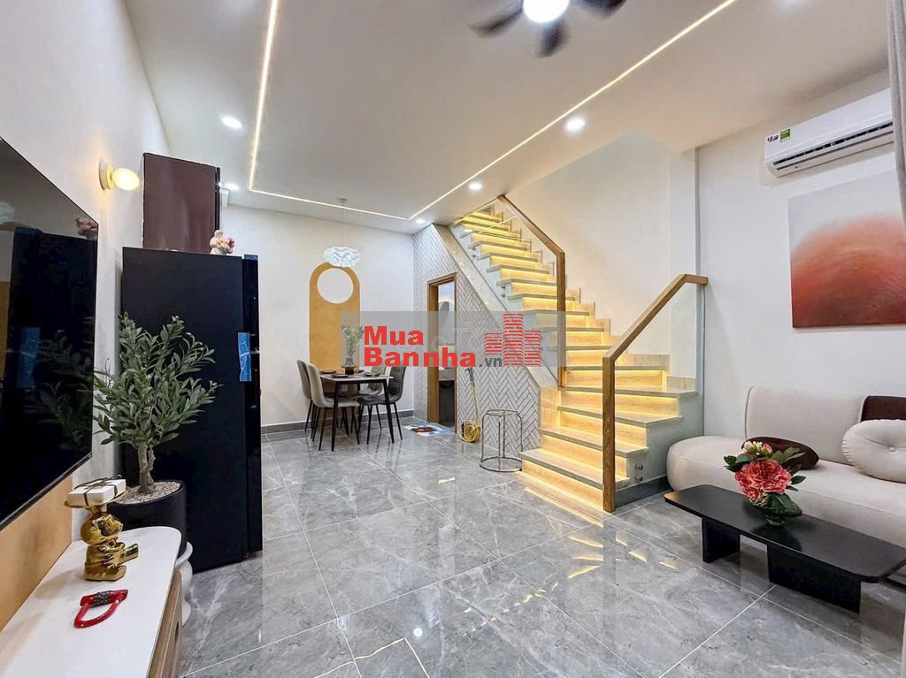 KẾ BÊN PHỐ ẨM THỰC PHAN XÍCH LONG–NHÀ 3 TẦNG,4X6M,3PN–FULL NỘI THẤT