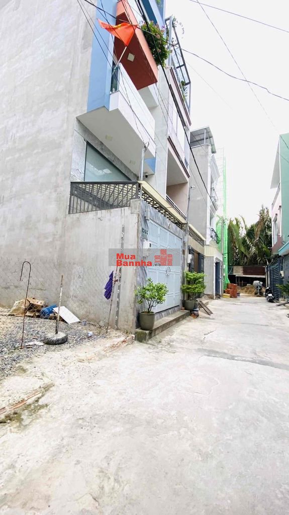 nhà 3 tầng mới đẹp ngay gần phạm văn đồng. linh đông. vành đai 2