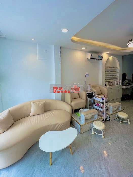 Mặt tiền kinh doanh - Đường nhựa thông - 60m2 chỉ 6.7 Tỷ