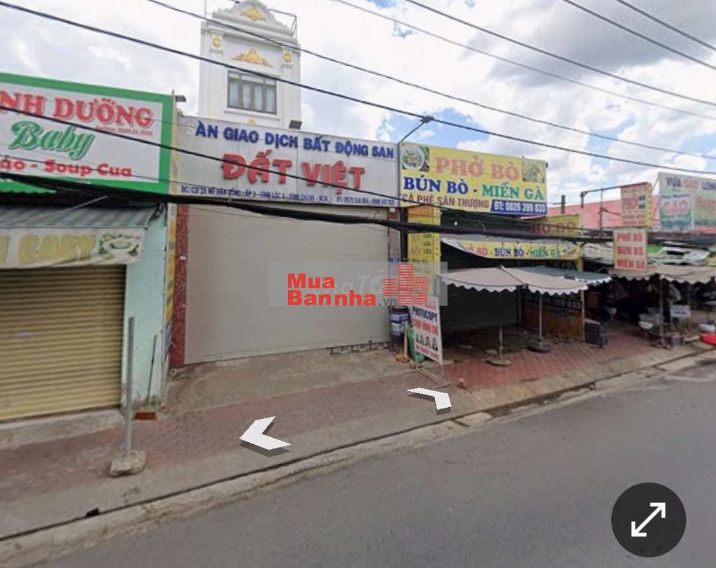 Nhà mặt tiền chợ 200m ngang 5 x40 buôn bán sầm uất, chủ ngộp bán gấp