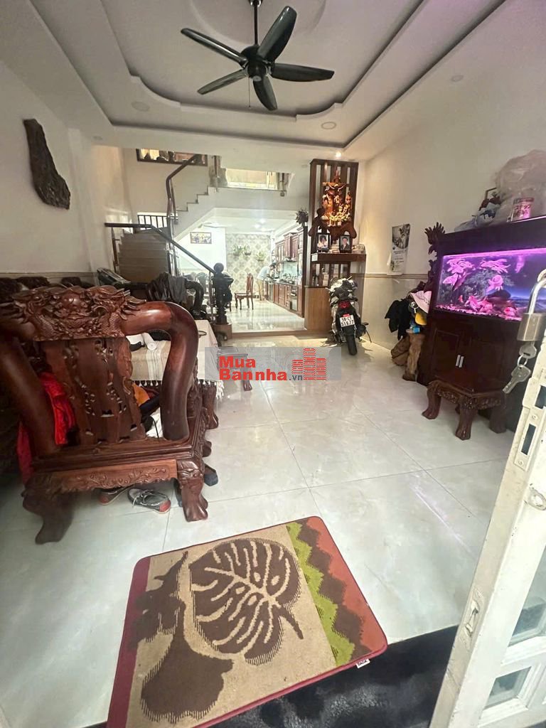 BÁN NHÀ HXH 1/ NGUYỄN HỮU TIẾN DT:5X16M, ĐÚC BTCT 1 TRỆT 2 LẦU ST