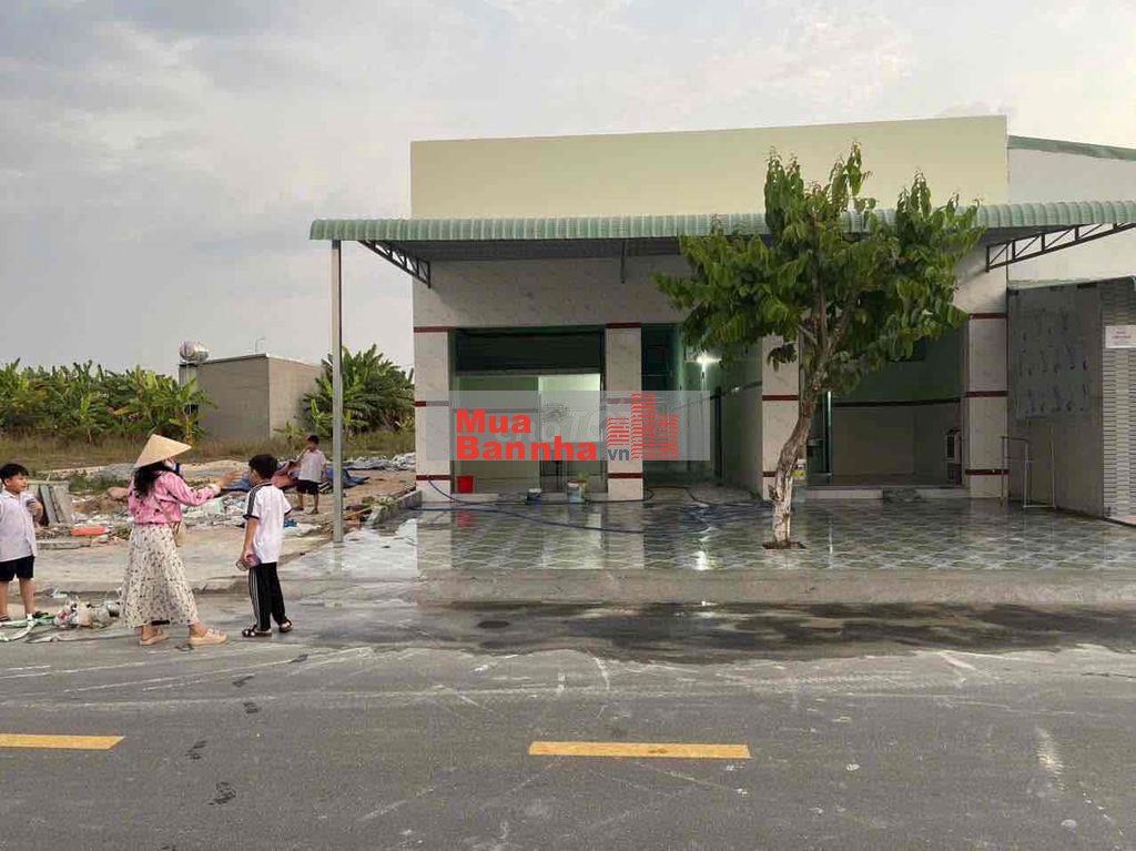 Chú Bảy gửi cặp trọ Tân Uyên 300m2 (2 kiot + 10 phòng trọ) gần KCN Vsi