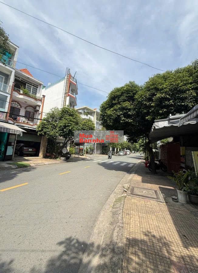 TÌM ĐÂU RA CĂN NGON HƠN Ạ? MẶT TIỀN TÂN PHÚ - 25M2 NGANG 5M, 3 TẦNG.