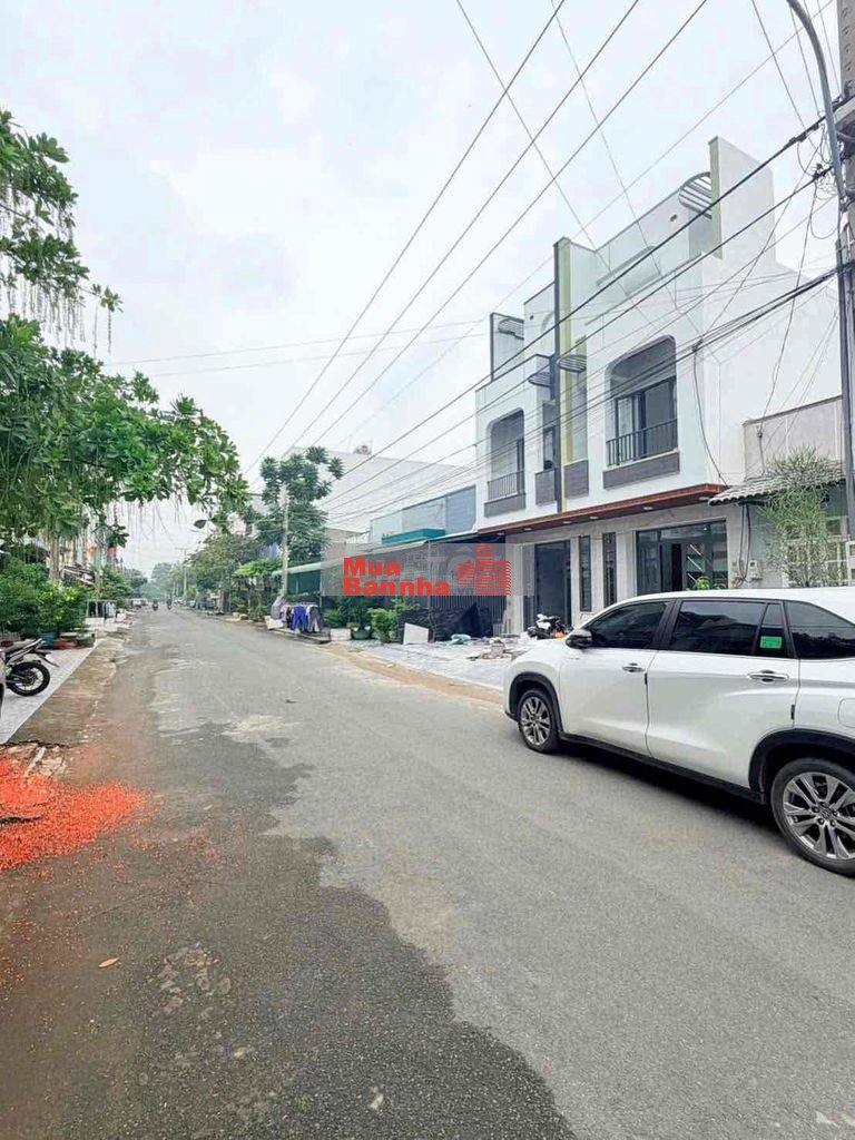 Bán nhà mặt phố KDC vip P.Bửu Long mới xây kiên cố