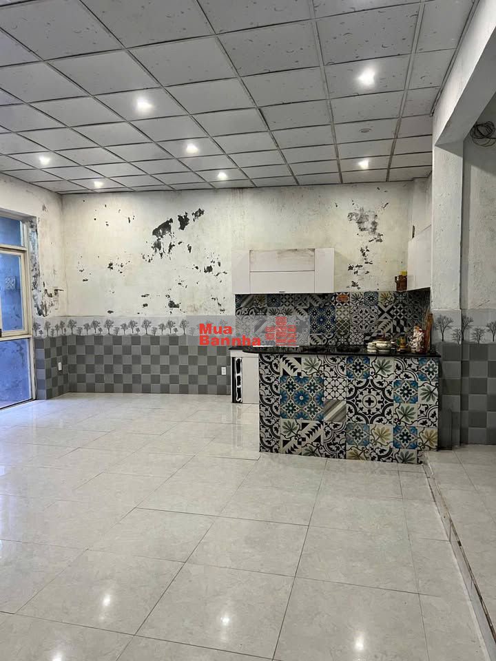 Bán nhà C4 2MK 04 Nguyễn Tất Thành