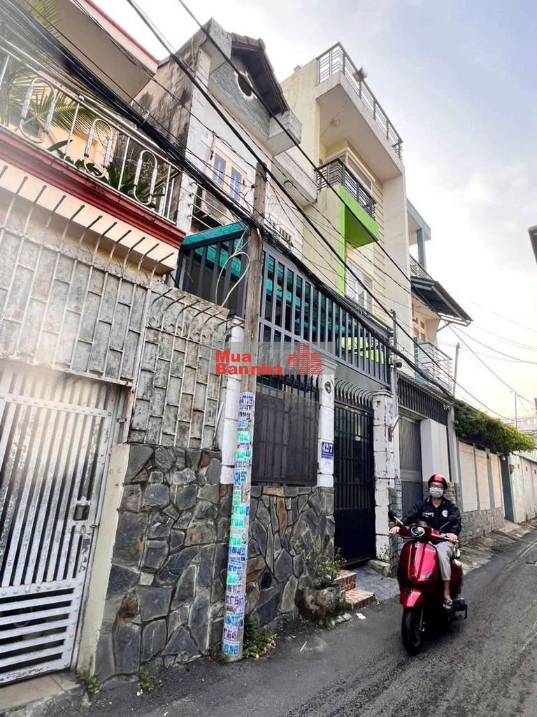 5,7 Tỷ nhà 2 tầng, hẻm xe hơi, đường số 8, linh trung, thủ đức