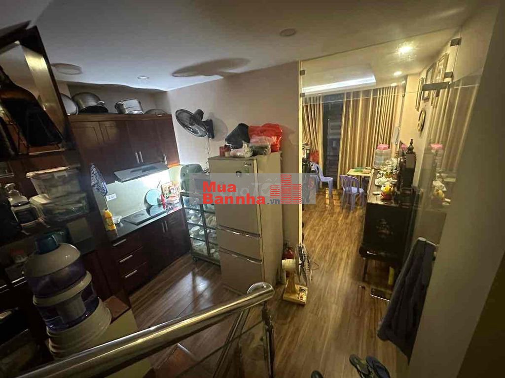 Mặt phố Lê Văn Linh - Hoàn Kiếm Dt: 26/30m - 6 tầng - mặt tiền 3.9m