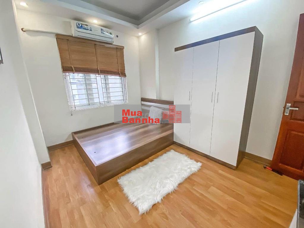 Bán nhà Kim Giang - Thanh Liệt, 8PN, DT 40mx5t giá 6.8 tỷ, SĐCC