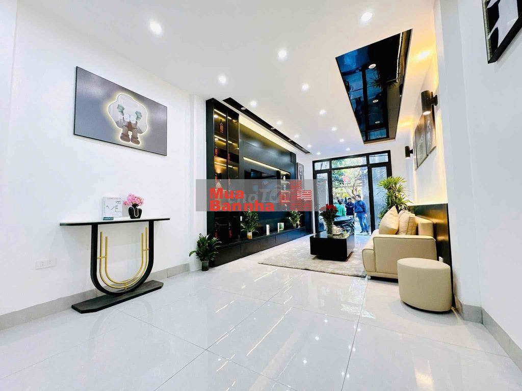 Sót Căn Giá 8 Tỷ Cầu Giấy, 43m2x4T, Full NT Đẹp xịn, Gần Ô tô Phân lô