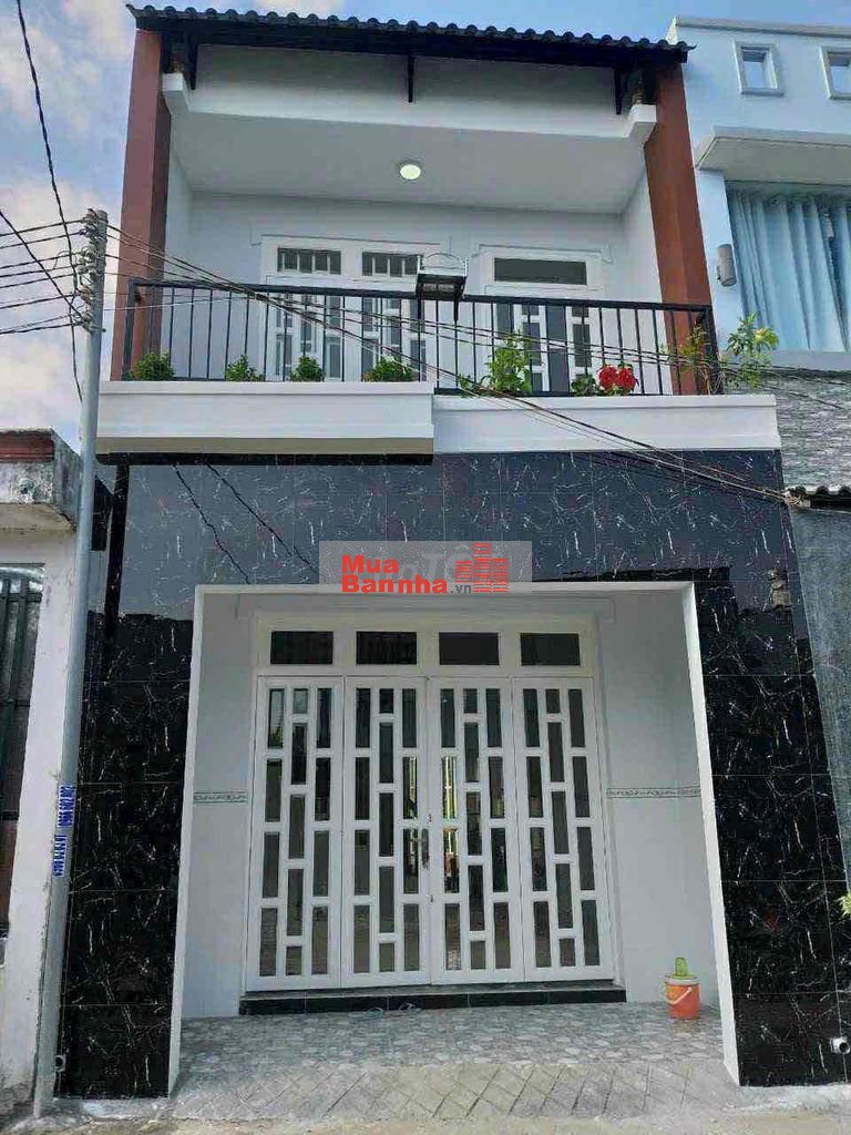 chủ gửi bán căn nhà lầu khu dân cư xã phú hữu đường ô tô nhà đẹp