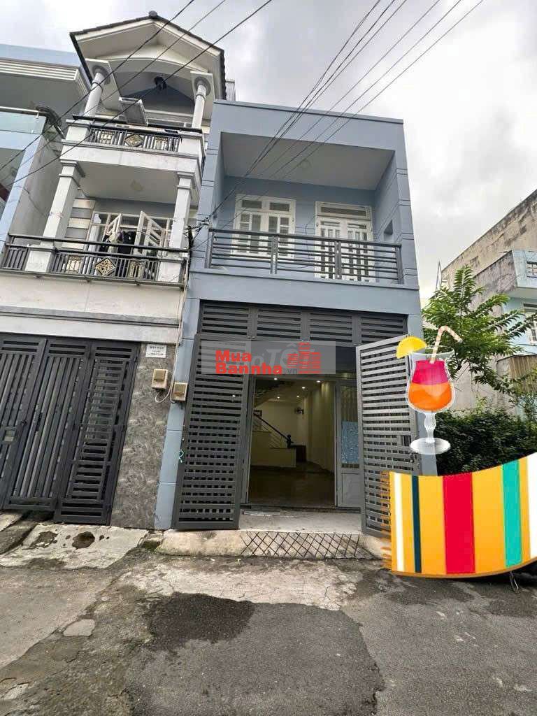 BÁN NHÀ 2TẦNG HXH _ DT: 56M²_ ĐƯỜNG LÊ VĂN CHÍ _DD BV VIỆT THẮNG .