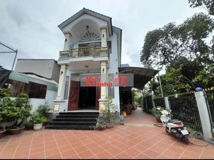 Ngộp bank 4 tỷ 5 – Giảm 1 tỷ 5, Biệt thự mái Thái 567m² giá chỉ 6 tỷ.