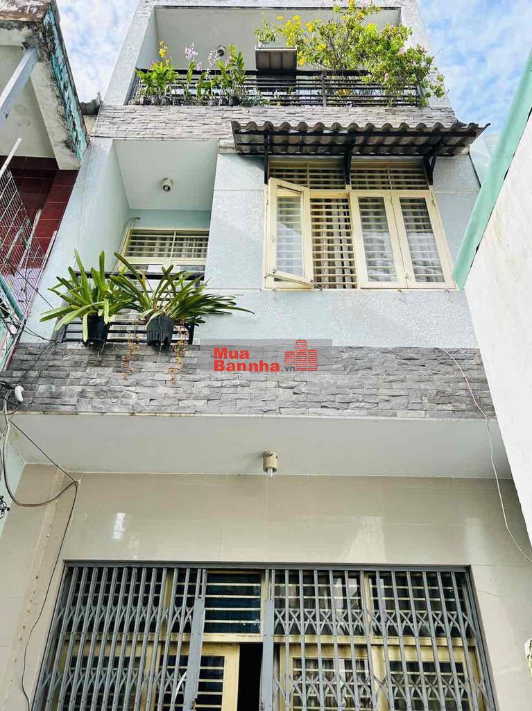 CHỦ CẦN GẤP TIỀN BÁN NHÀ CAO ĐẠT, QUẬN 5. GIÁ 6TỶ250/ 56,8M2(4x14,2M)